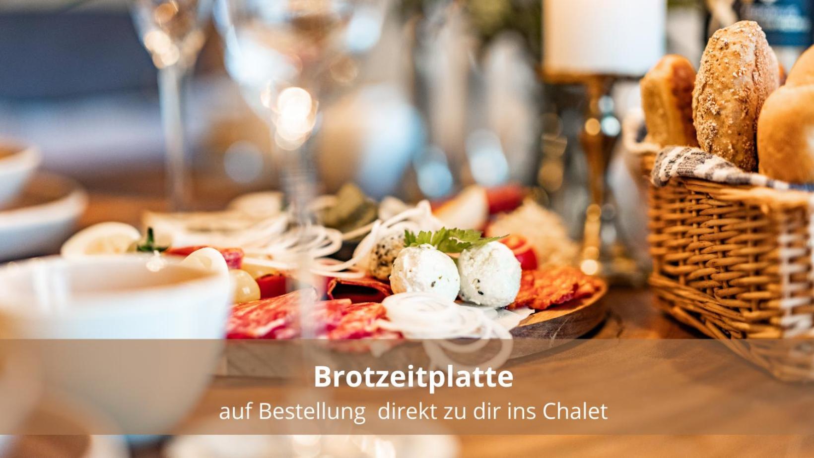 Chalet Waldhaeusl Luxurioese Ferienwohnungen Mit Sauna & Whirlpool, Kamin, Balkon Oder Terrasse Mit Bergblick ไฮลิเกนบลูท ภายนอก รูปภาพ