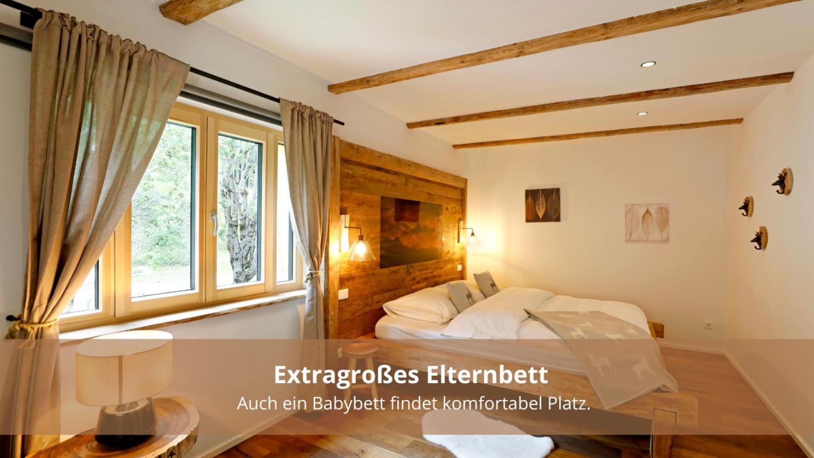 Chalet Waldhaeusl Luxurioese Ferienwohnungen Mit Sauna & Whirlpool, Kamin, Balkon Oder Terrasse Mit Bergblick ไฮลิเกนบลูท ภายนอก รูปภาพ